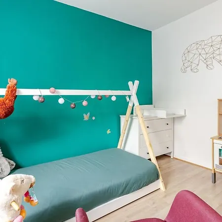 Super Cozy Duplex For Paris, With Metro And Parking